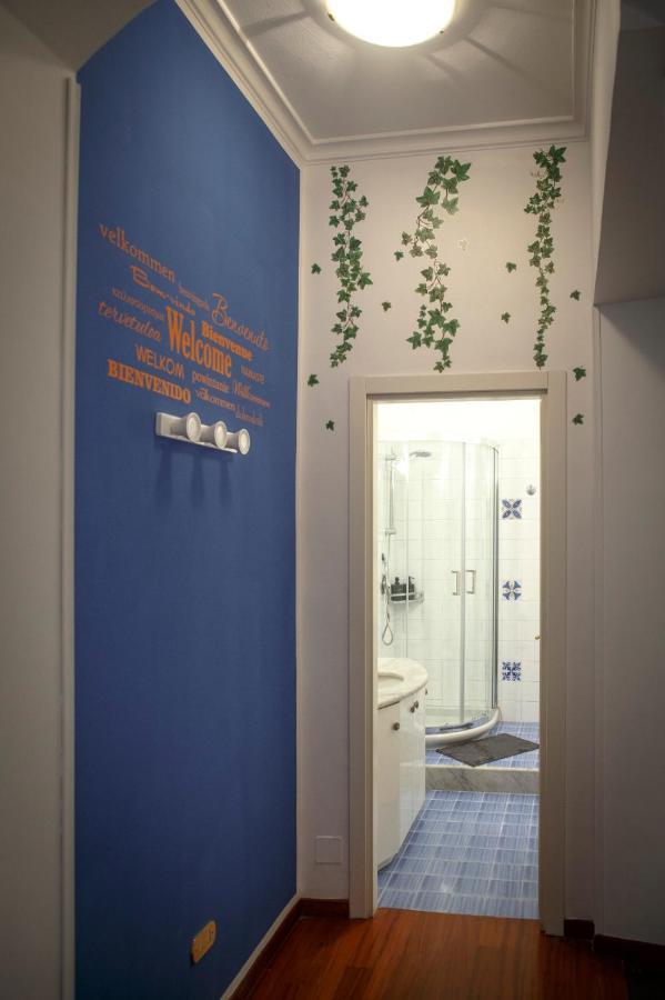Residenza Napoli Toledo Apartamento Exterior foto
